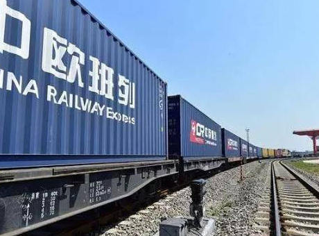 “空鐵陸?！倍嗍铰?lián)運(yùn)，河南正走在開(kāi)放的前沿